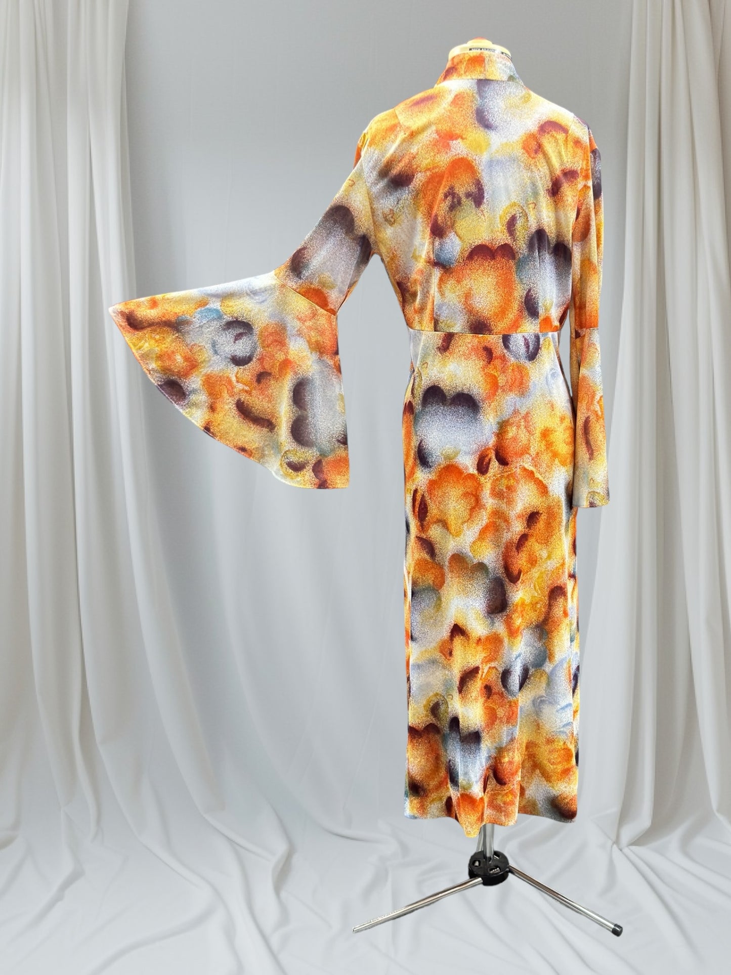 1970 Poly House Dress dressing gown angle sleeves