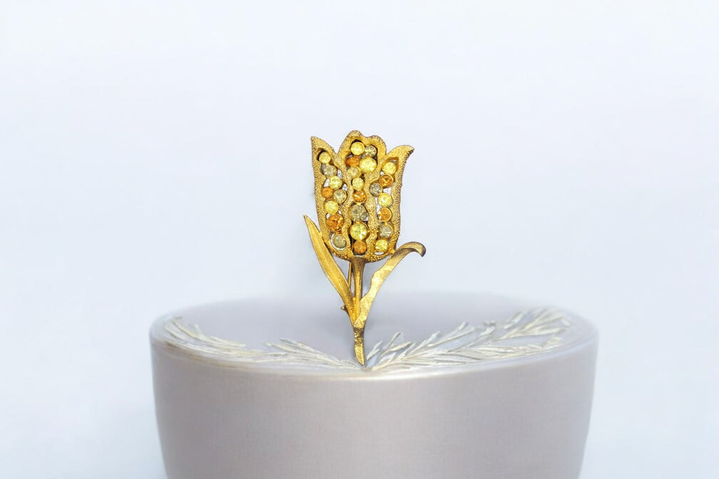 1940s Coro USA Brooch