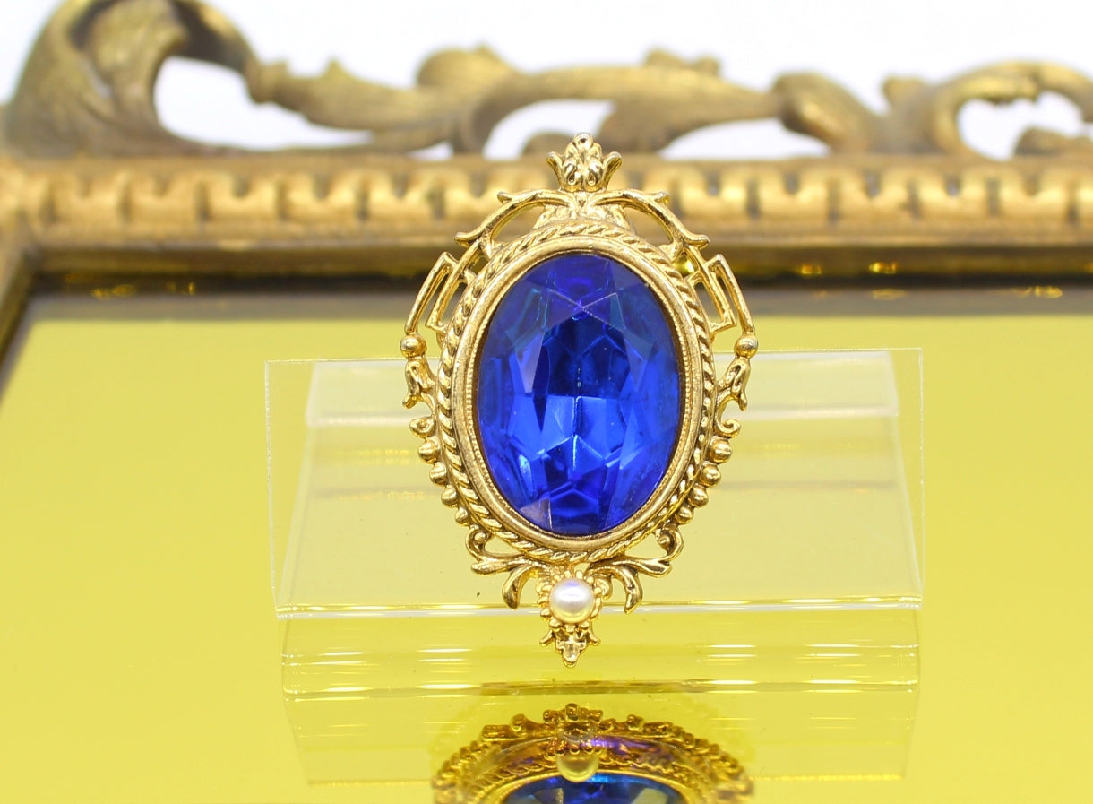Brooch