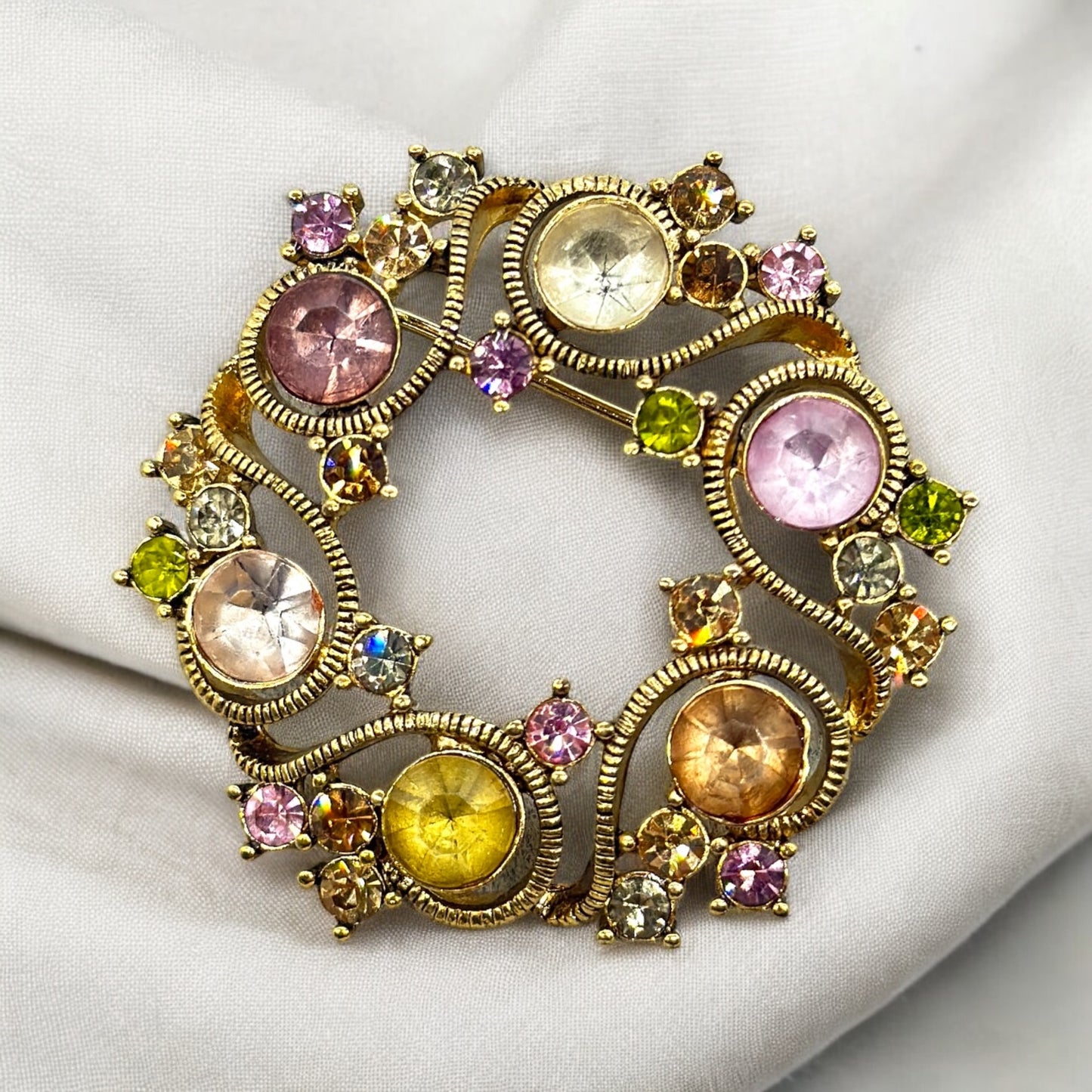 Monet 1960s Multicolour Rhinestone Brooch