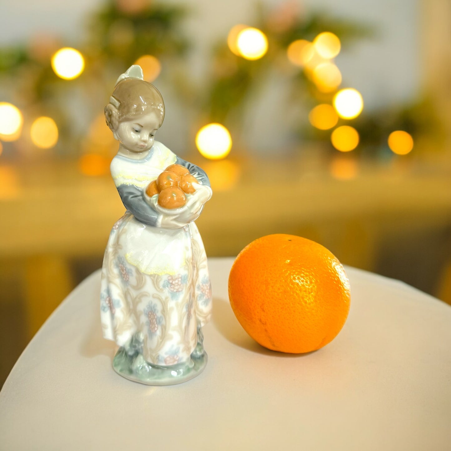 Lladro 4841 Valencia Girl Carrying Basket of Oranges Porcelain, Made in Spain 1973