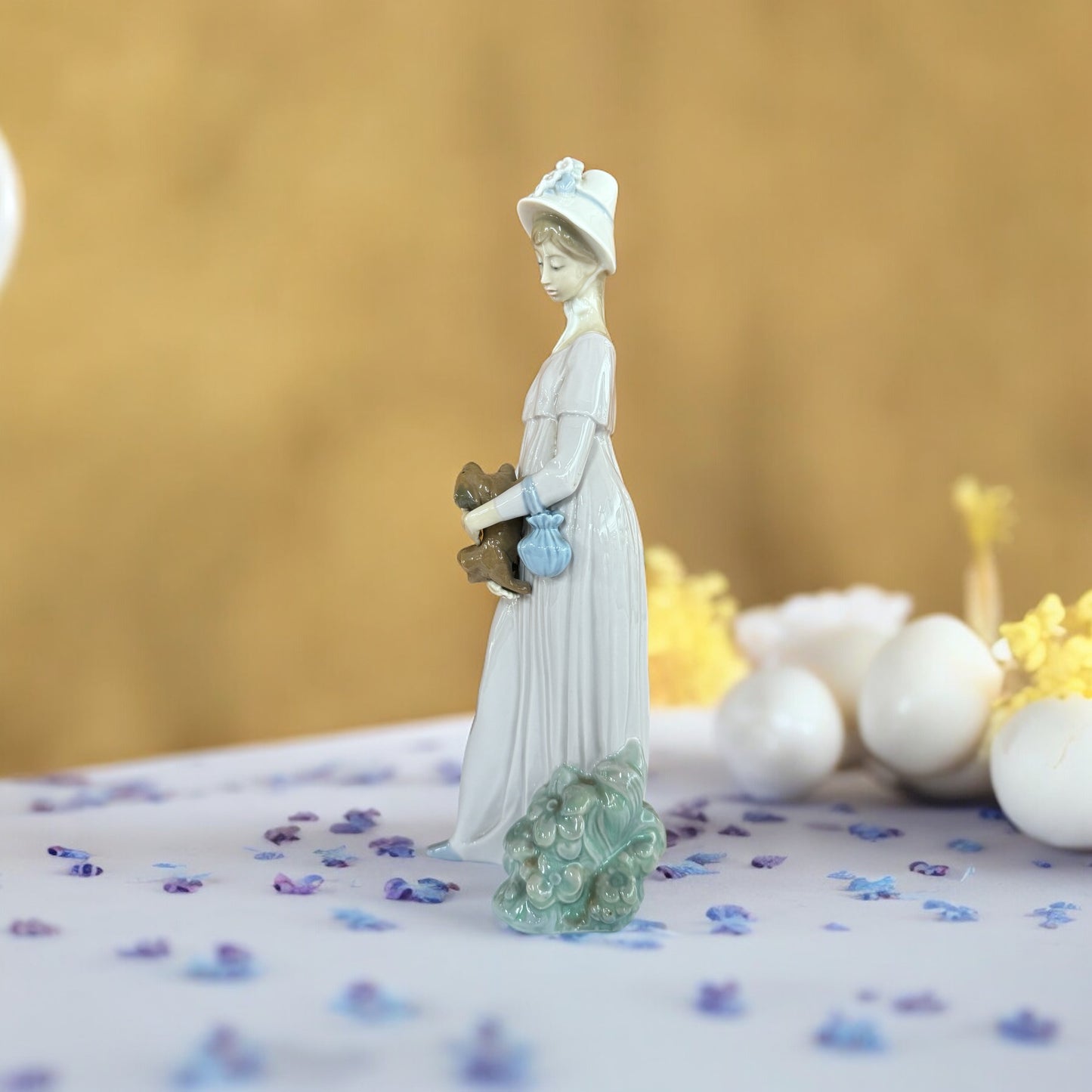 Retired LLadro Spain Figurine # 4994 My Little Pet Woman Holding Dog Glossy