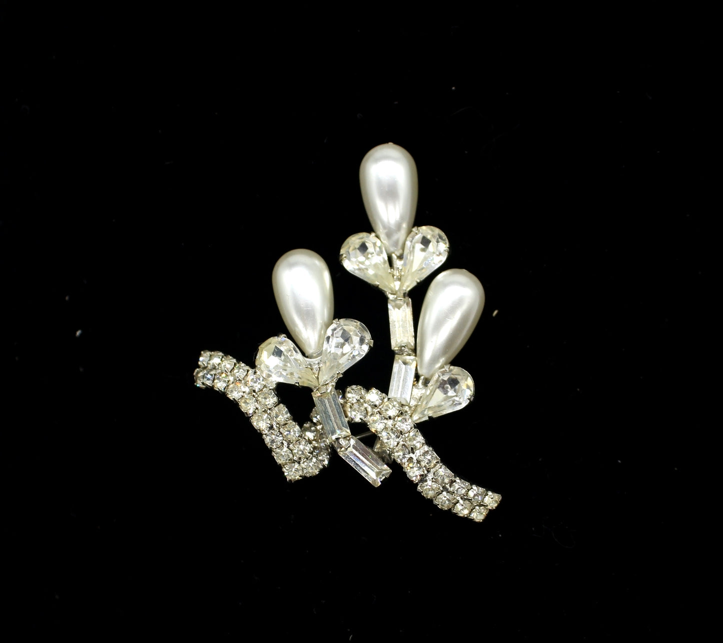 1969s USA Rhinestone + Faux Pearls