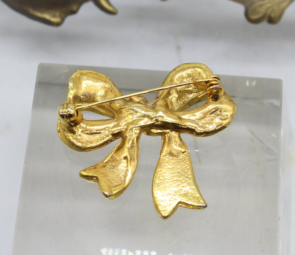 Bow Brooch