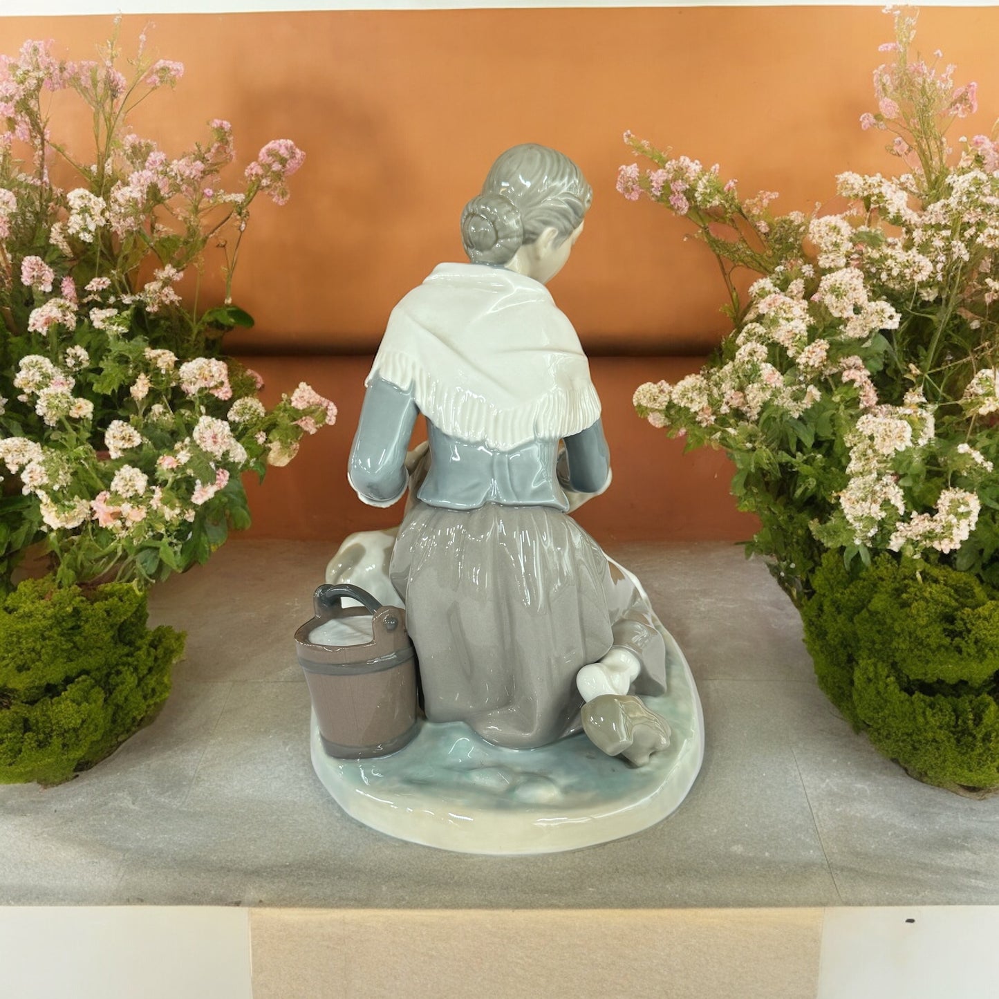 LIadro "Caressing A Little Calf" Porcelain Figurine #4827