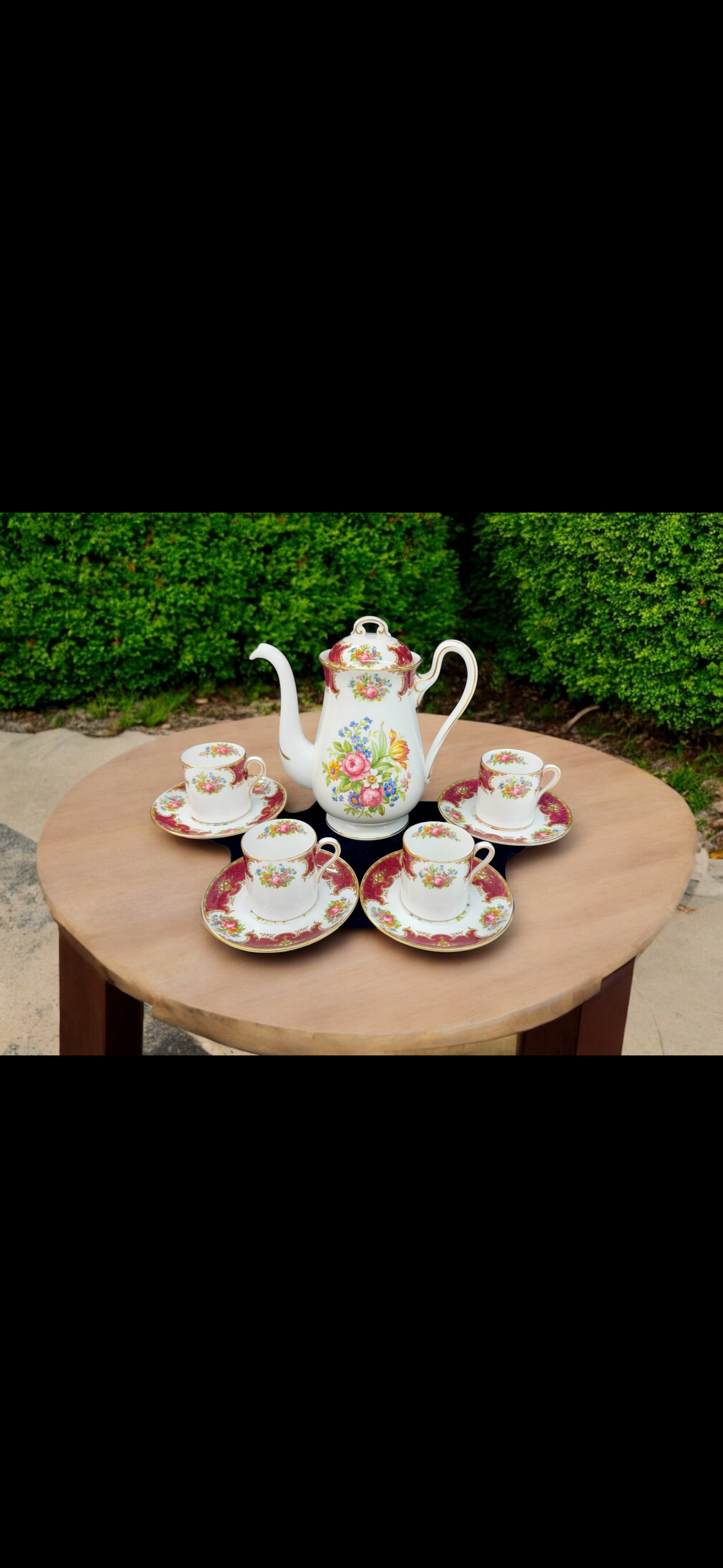 Shelley Duchess tea pot w/t 4 Cup Saucer