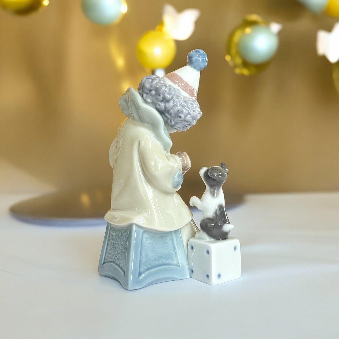 Vintage LLADRO Figurine # 5279 "Pierrot Concertina" Clown With Puppy Dog