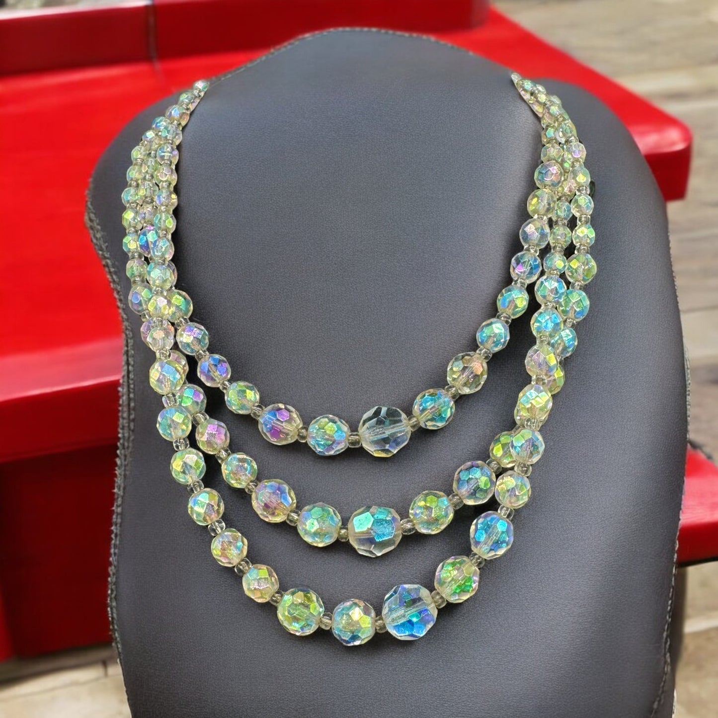 Vintage Crystal 3 Strands