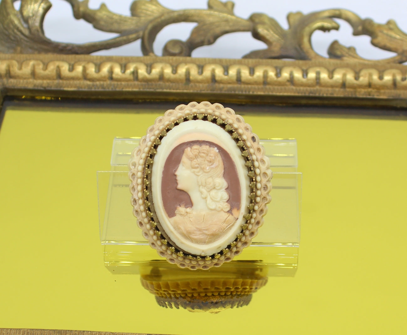 Brooch