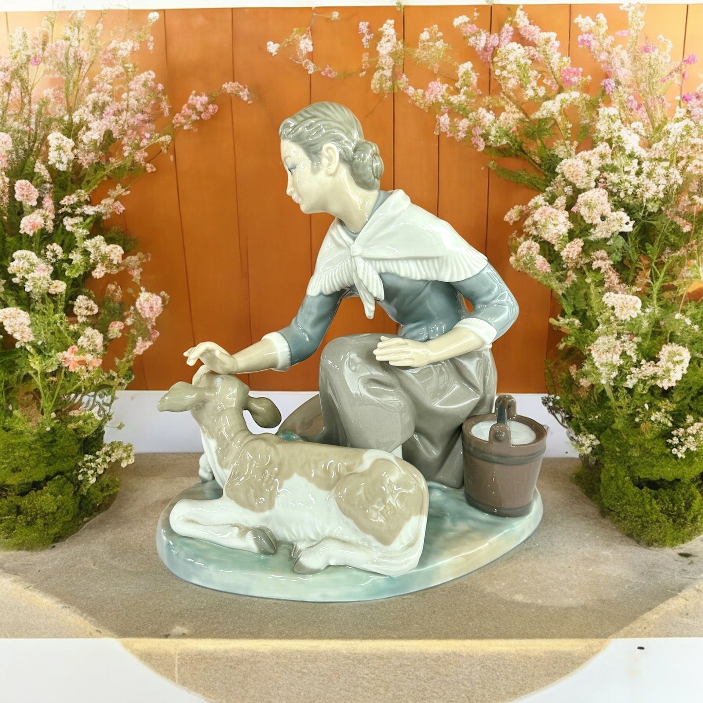 LIadro "Caressing A Little Calf" Porcelain Figurine #4827