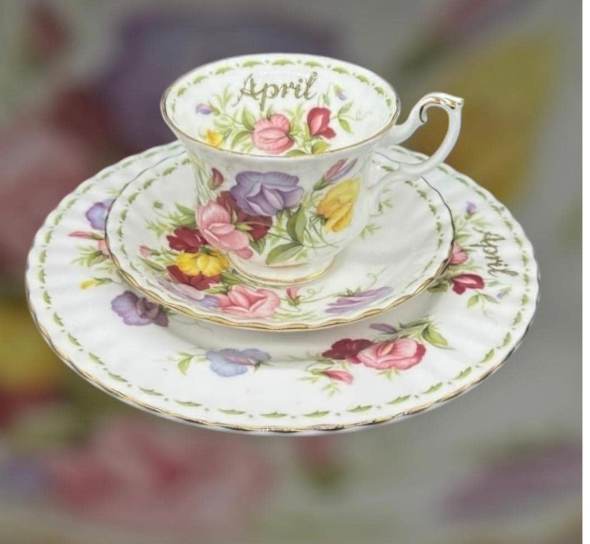 Royal Albert Flower of the Month Trio, Bread Plate
