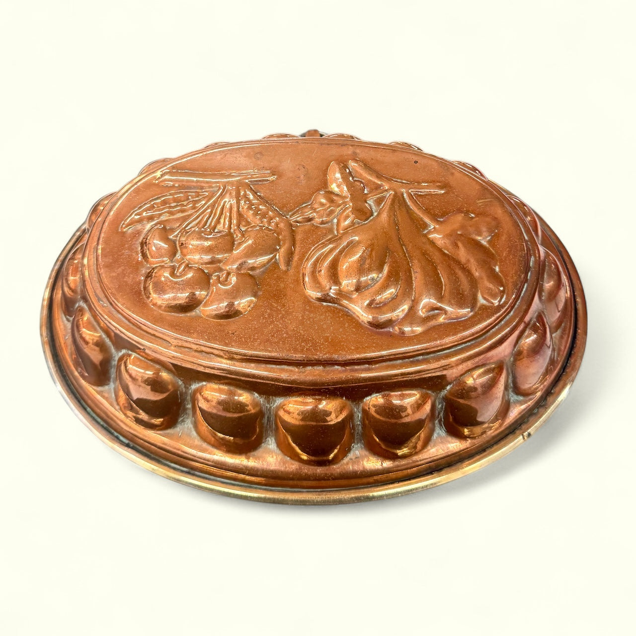 Vintage big Copper cake Mold, Hanging Fruit Motif with Hook