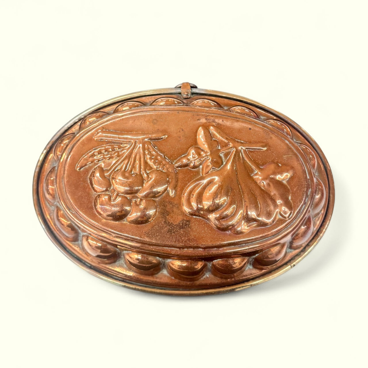 Vintage big Copper cake Mold, Hanging Fruit Motif with Hook