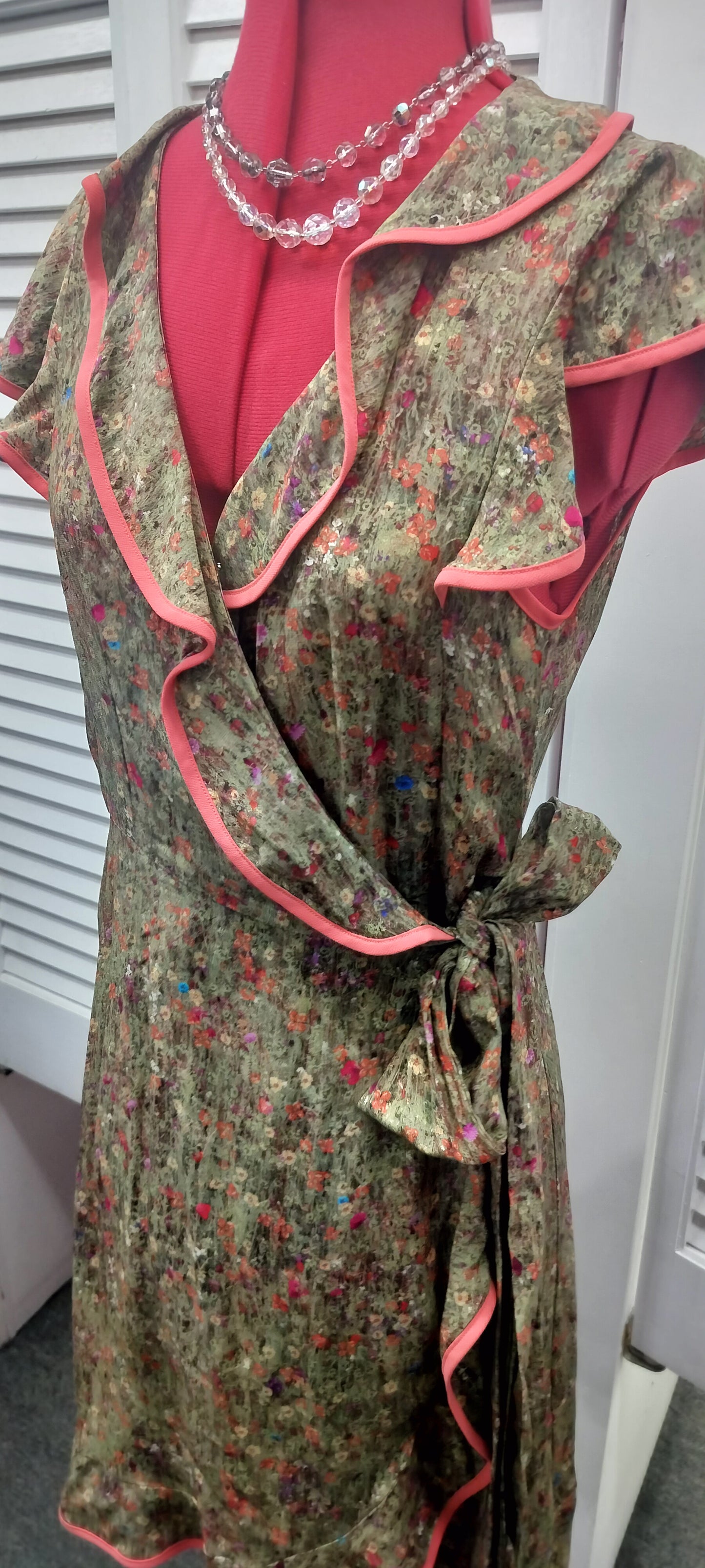 Cute Alannah Hill label wrap-around,tie belt. Size-10