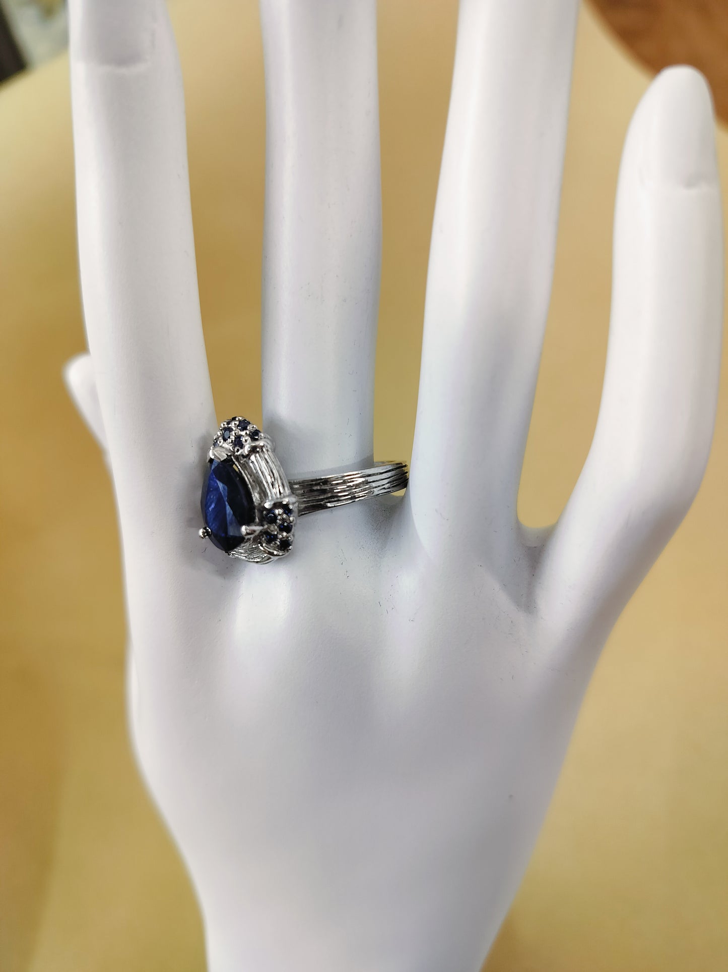 Sapphire Cubic zirconia 952, (heat treated), Size- 16.5.