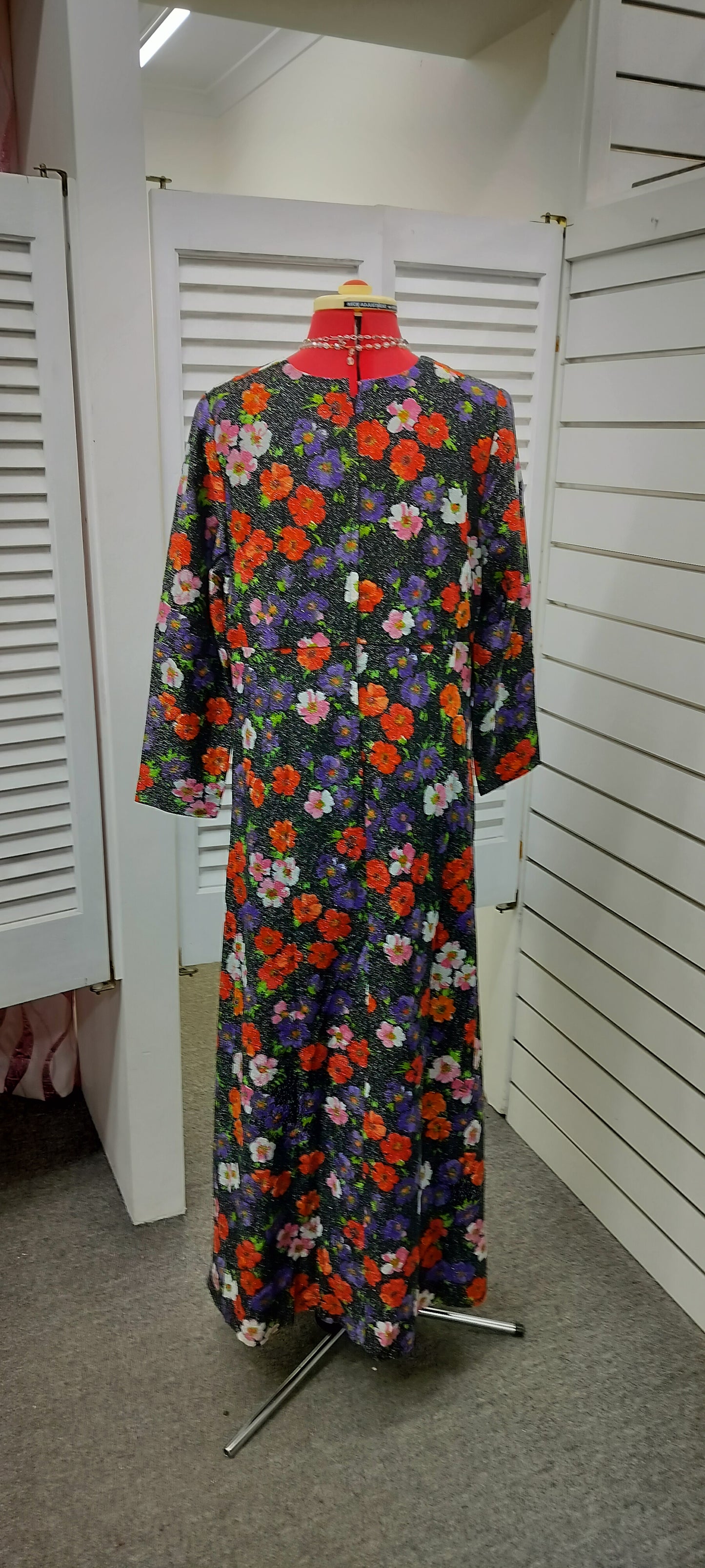 Lurex Floral 1970's Hostress dress, maxi length. Size- M-L.
