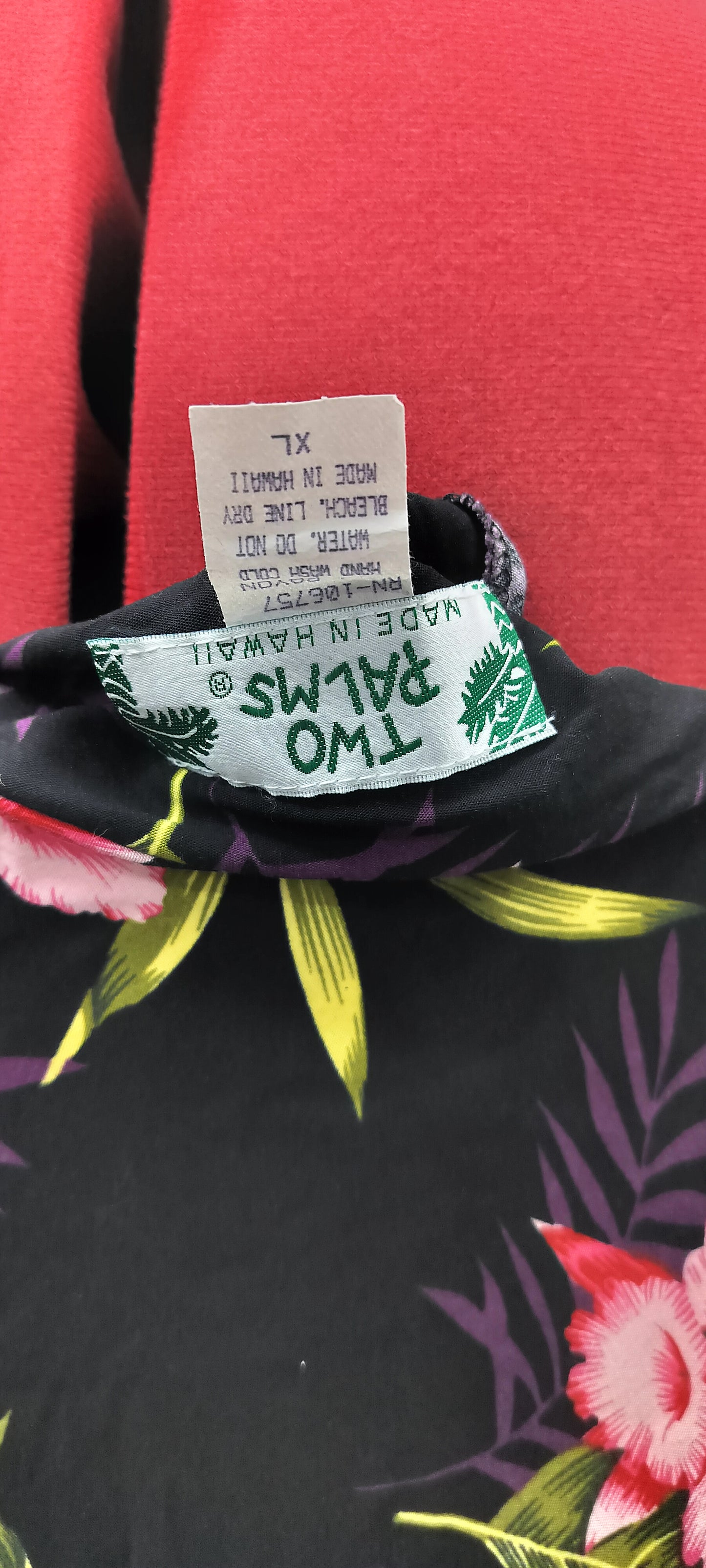 Two Palms label. Hawaiian slip on dress. Size -XL