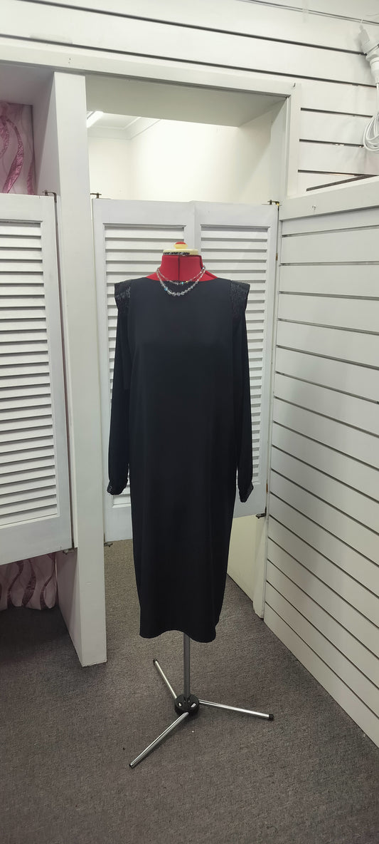 Kentsou black 80's style dress with some beading work on shoulders. Size- M-L.