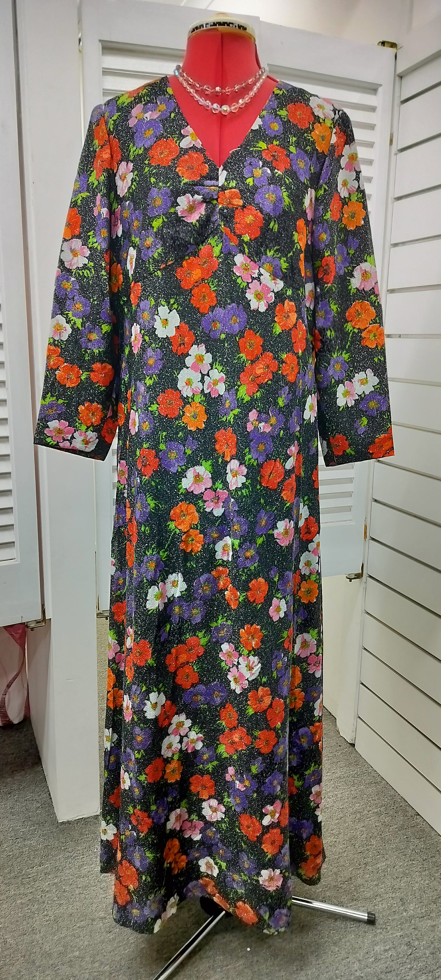 Lurex Floral 1970's Hostress dress, maxi length. Size- M-L.