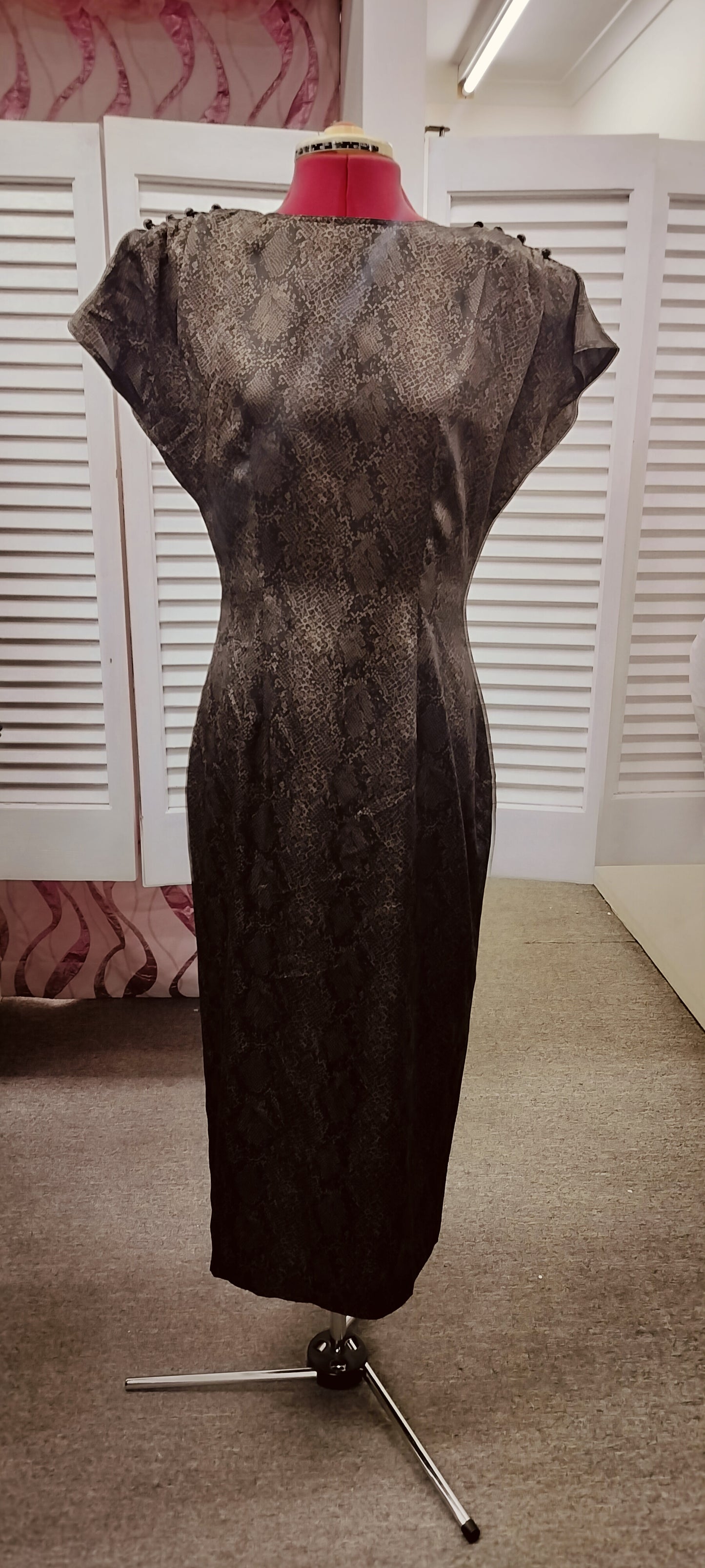 Silky Vintage Leopard print maxi dress,80's style , size- M.