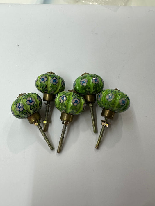 5x Enamelled draw knobs
