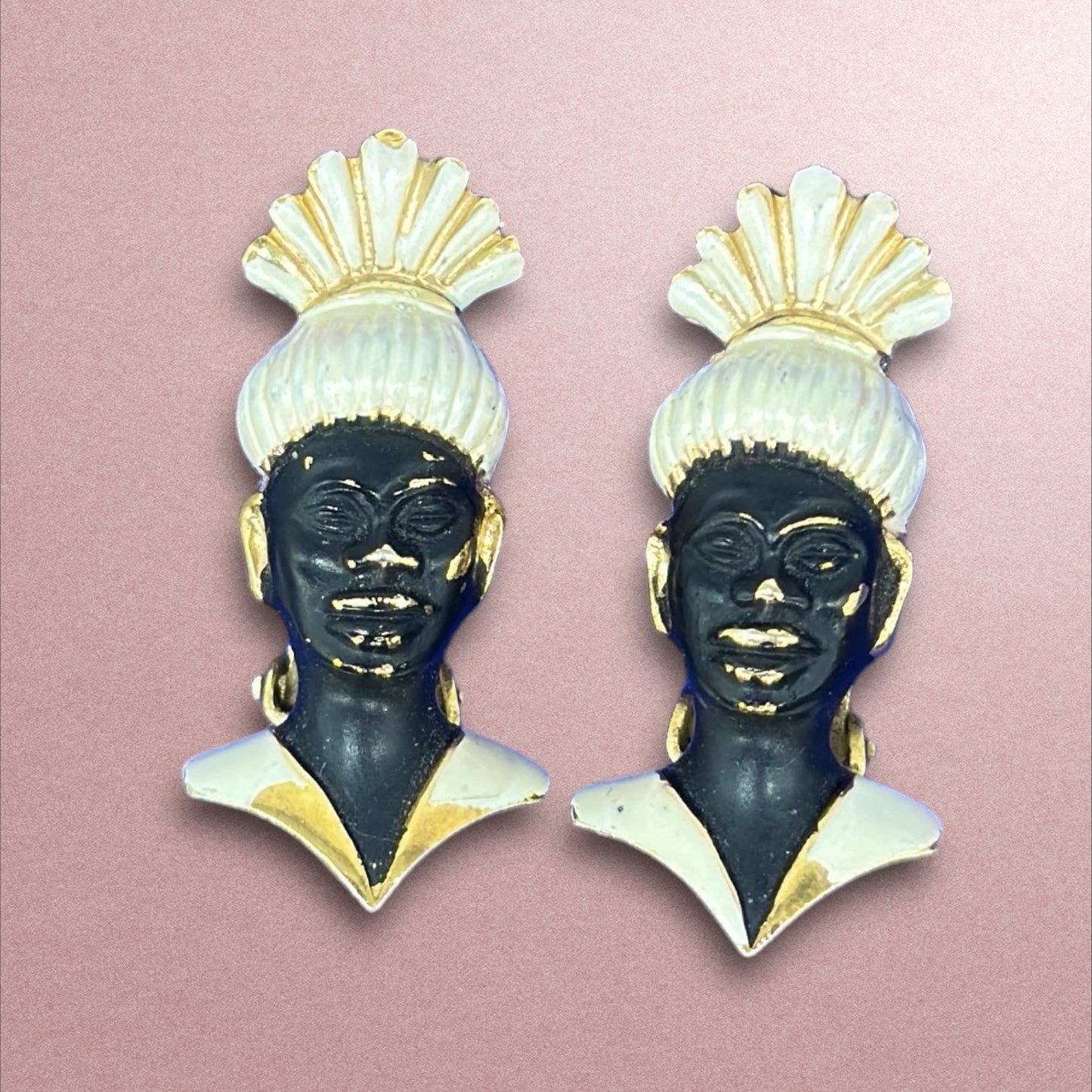 Vintage Earrings Head