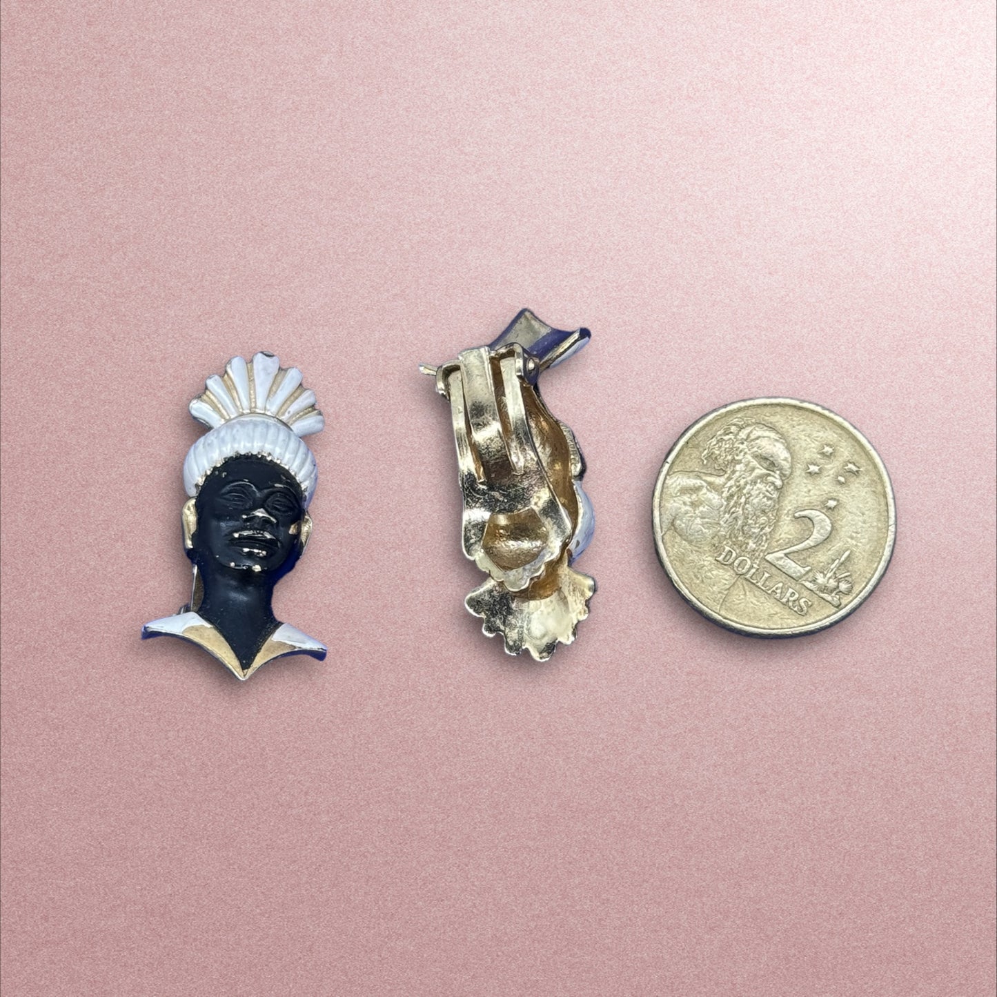 Vintage Earrings Head