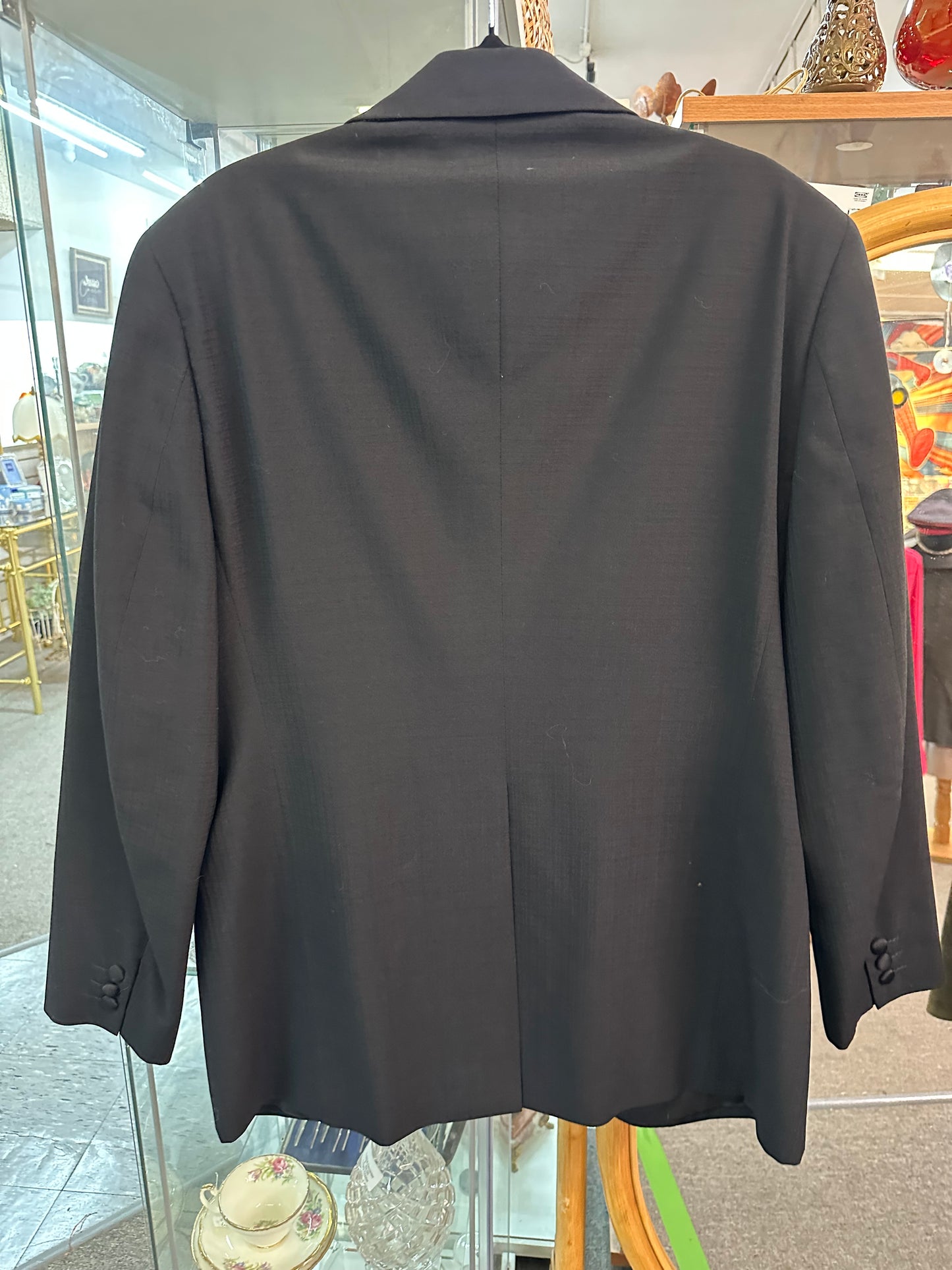 Vintage Black Formal Jacket – Satin Peak Lapels – André’s American Tailors – Melbourne , 40”