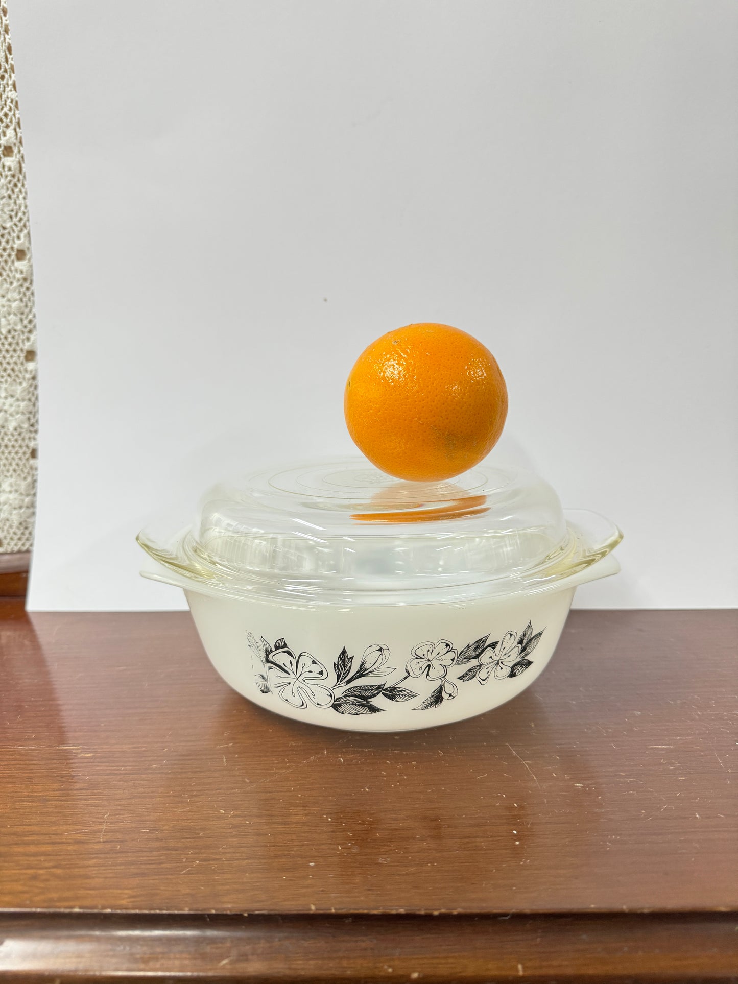 Agee Pyrex Australia Tiki Dish With Lid