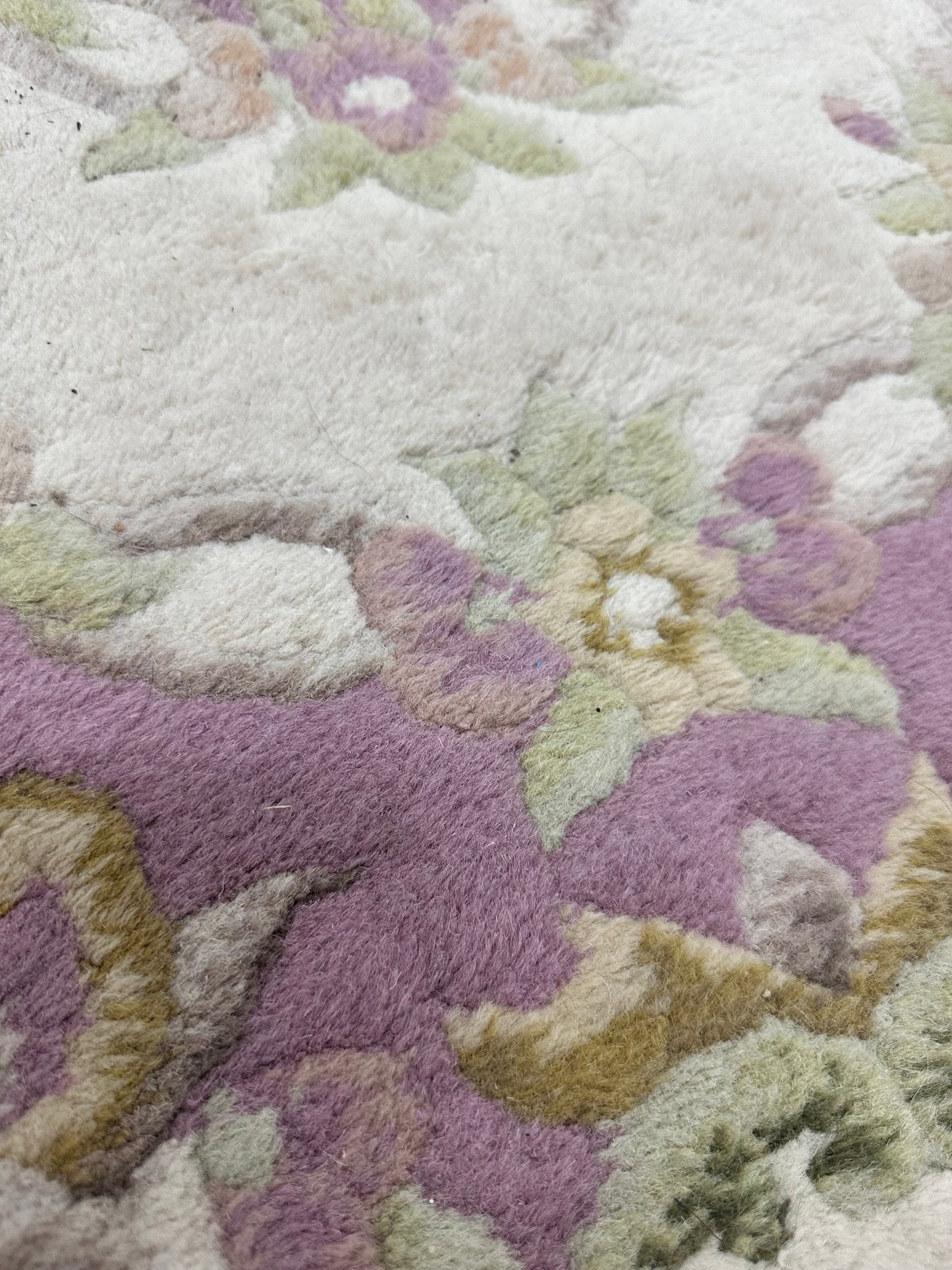 Cream Mauve + Olive Wool Circel Rug , Handknotted + Fringed, Bed room Rug, Round