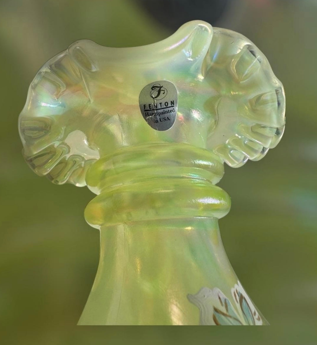 1997 FENTON Vaseline uranium glass Topaz OPALESCENT HYDRANGEAS pitcher