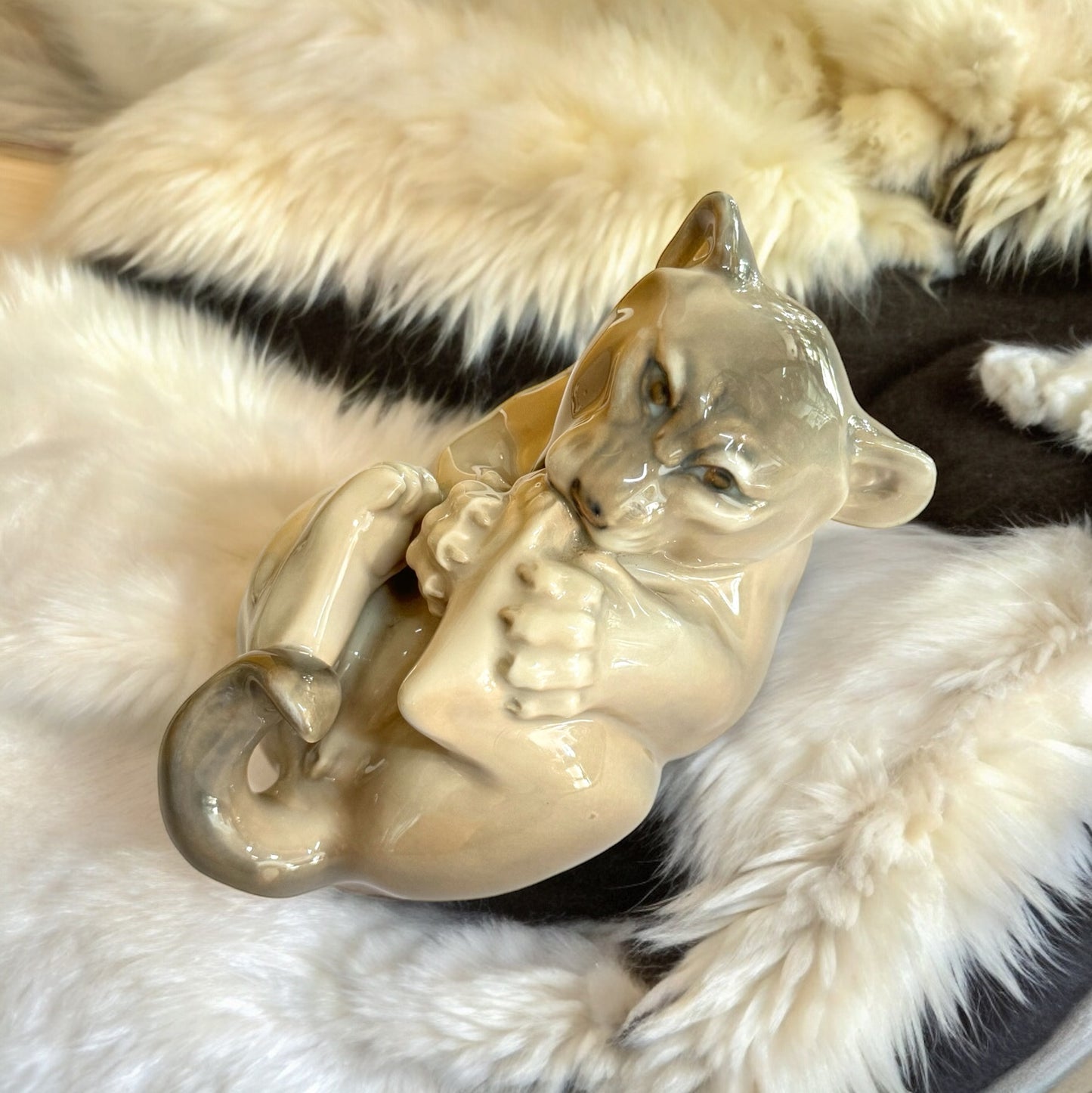 lion cub by knud kyhn 1966 for Royal COPENHAGEN 2596