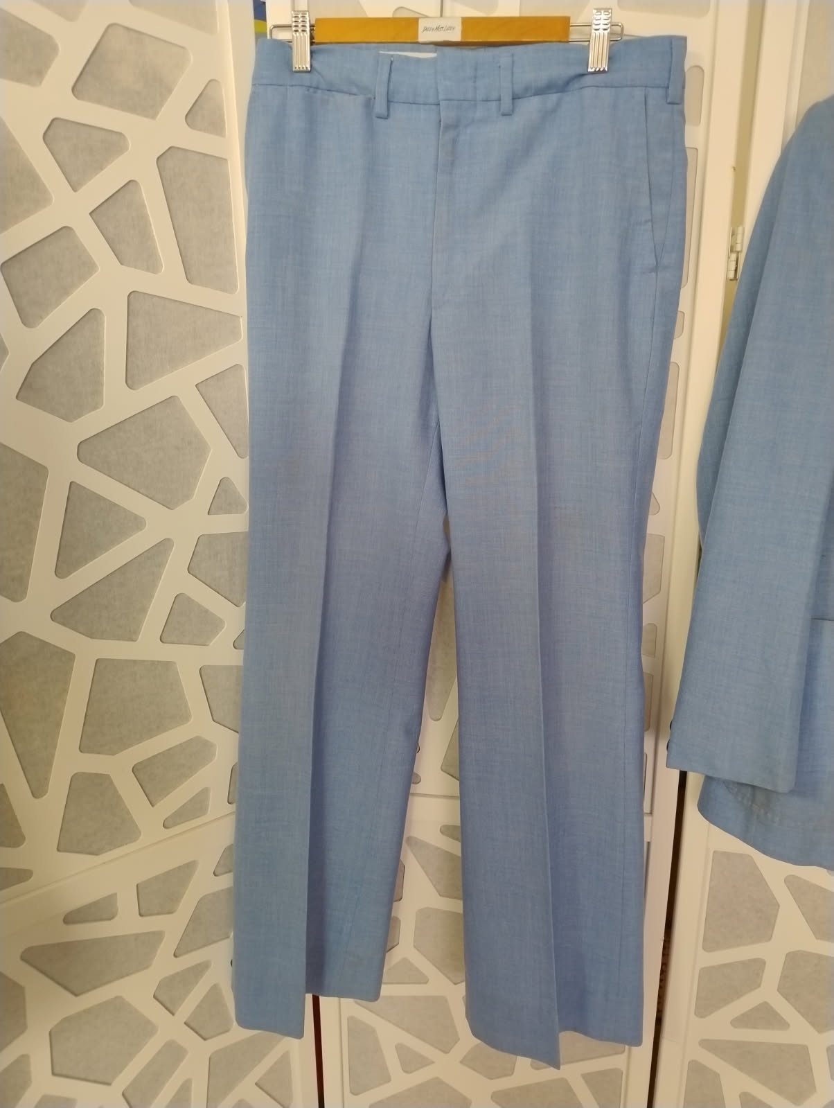 1970s Blue Summer weight , Wide Lapels, Slight Flare