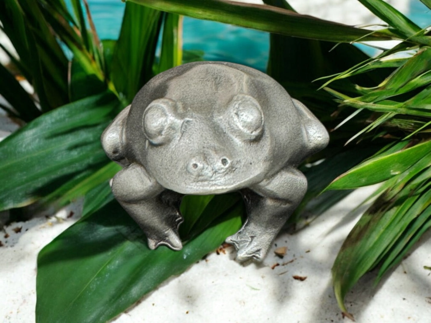 selangor Peter frog with original box,garden decor