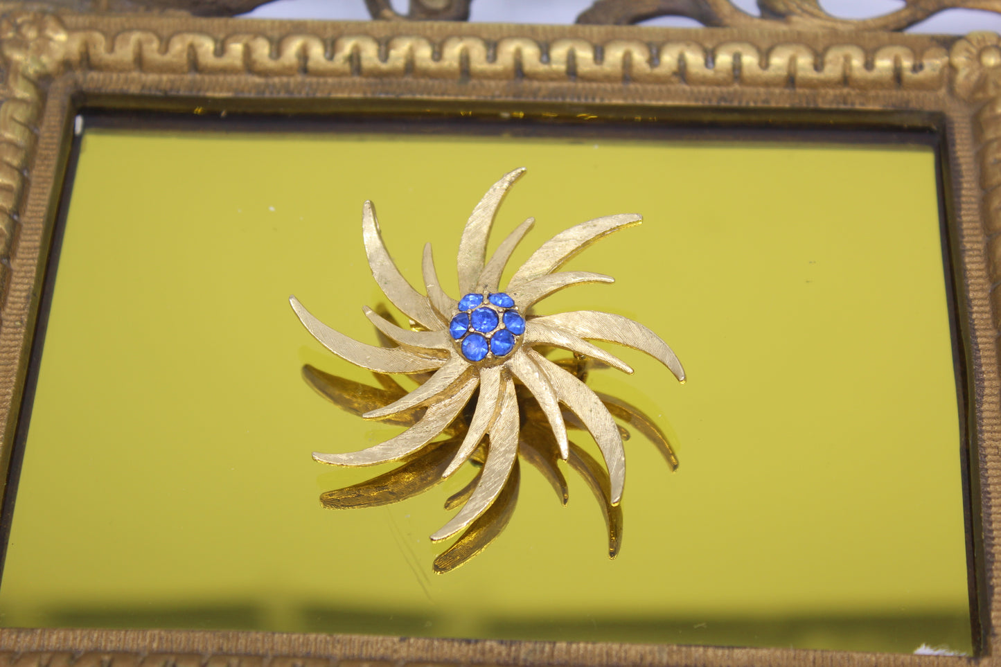 Vintage Brooch