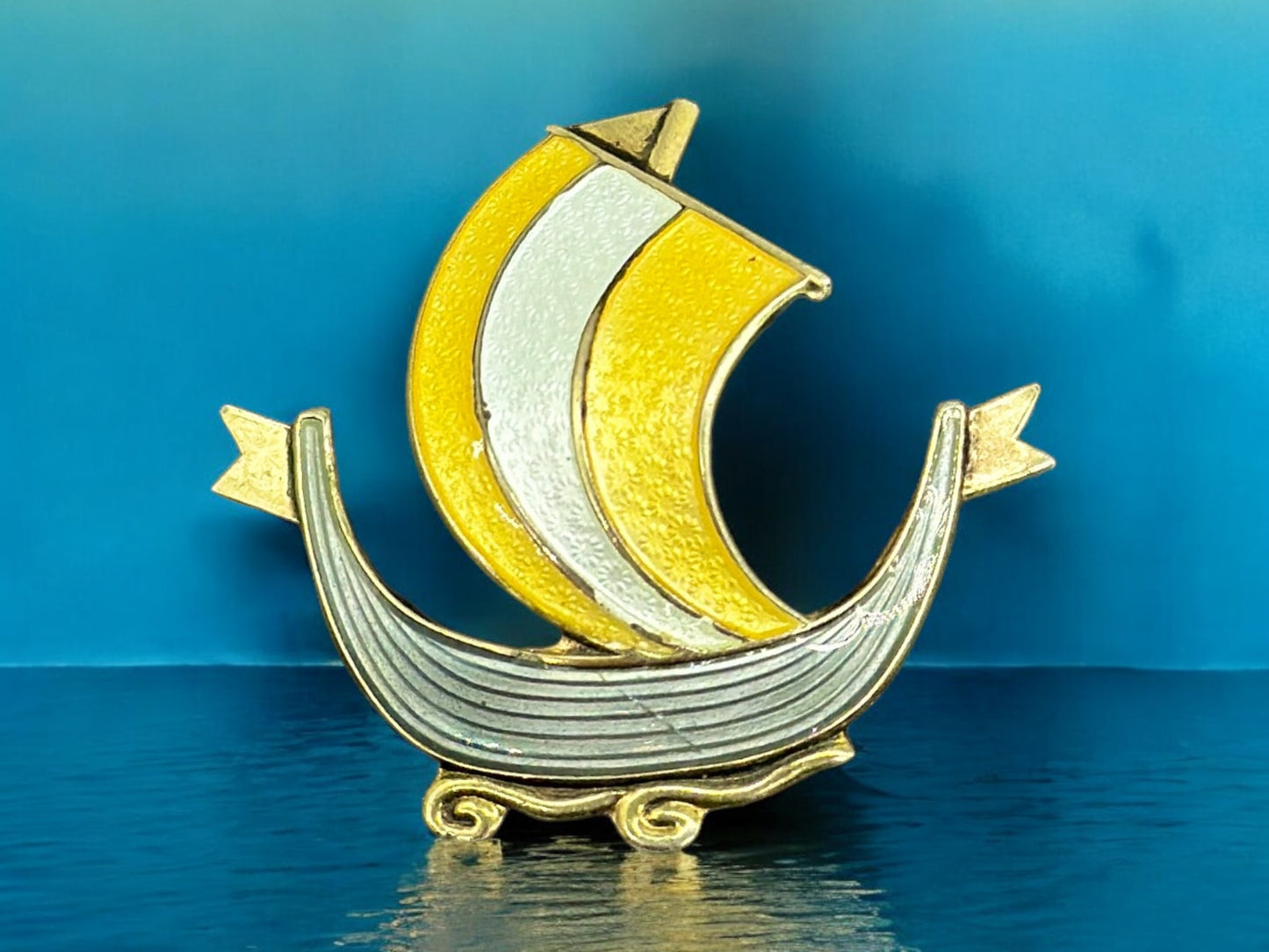 Norwegian Designer Aksel Holmsen Sterling Silver Brooch