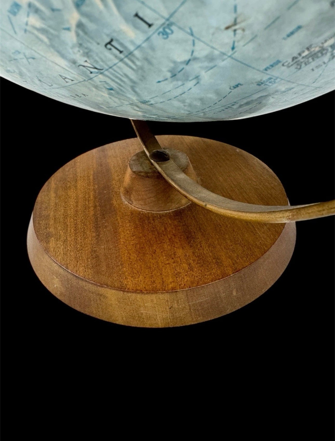 Vintage 1970s Reader’s Digest 12” Replogle World Globe – Wooden Base, Raised Relief