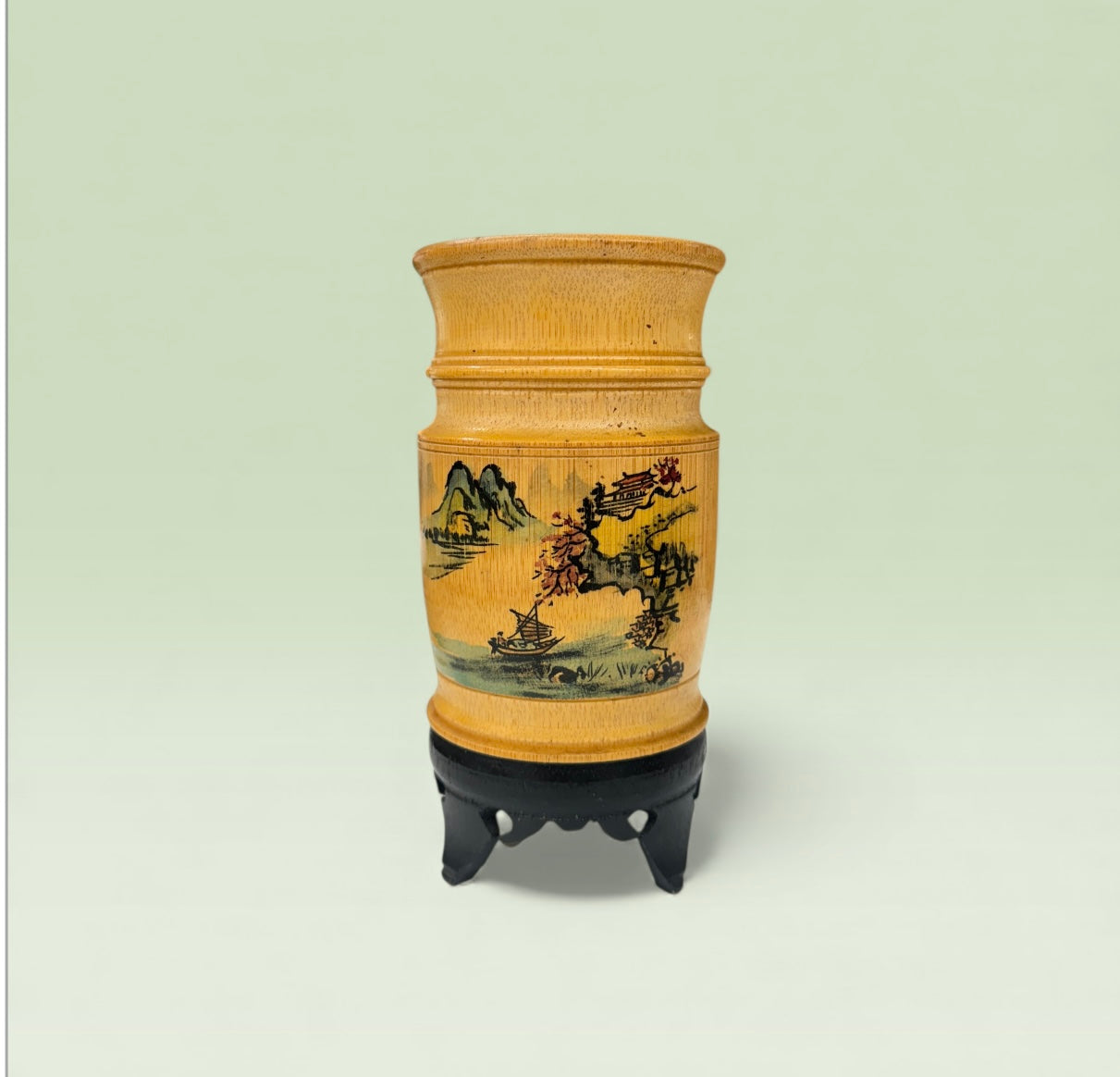 Vintage Chinese Bamboo Pen Holder – Hand-Carved Calligraphy Brush Pot
