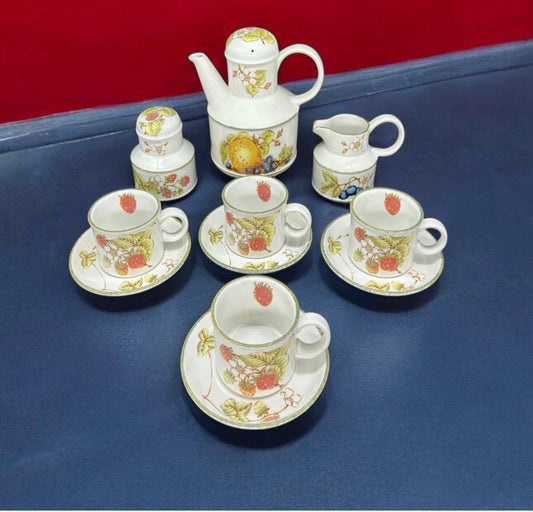 Vintage Midwinter Stonehenge “Wild Strawberry” Coffee/Tea Set – Made in England