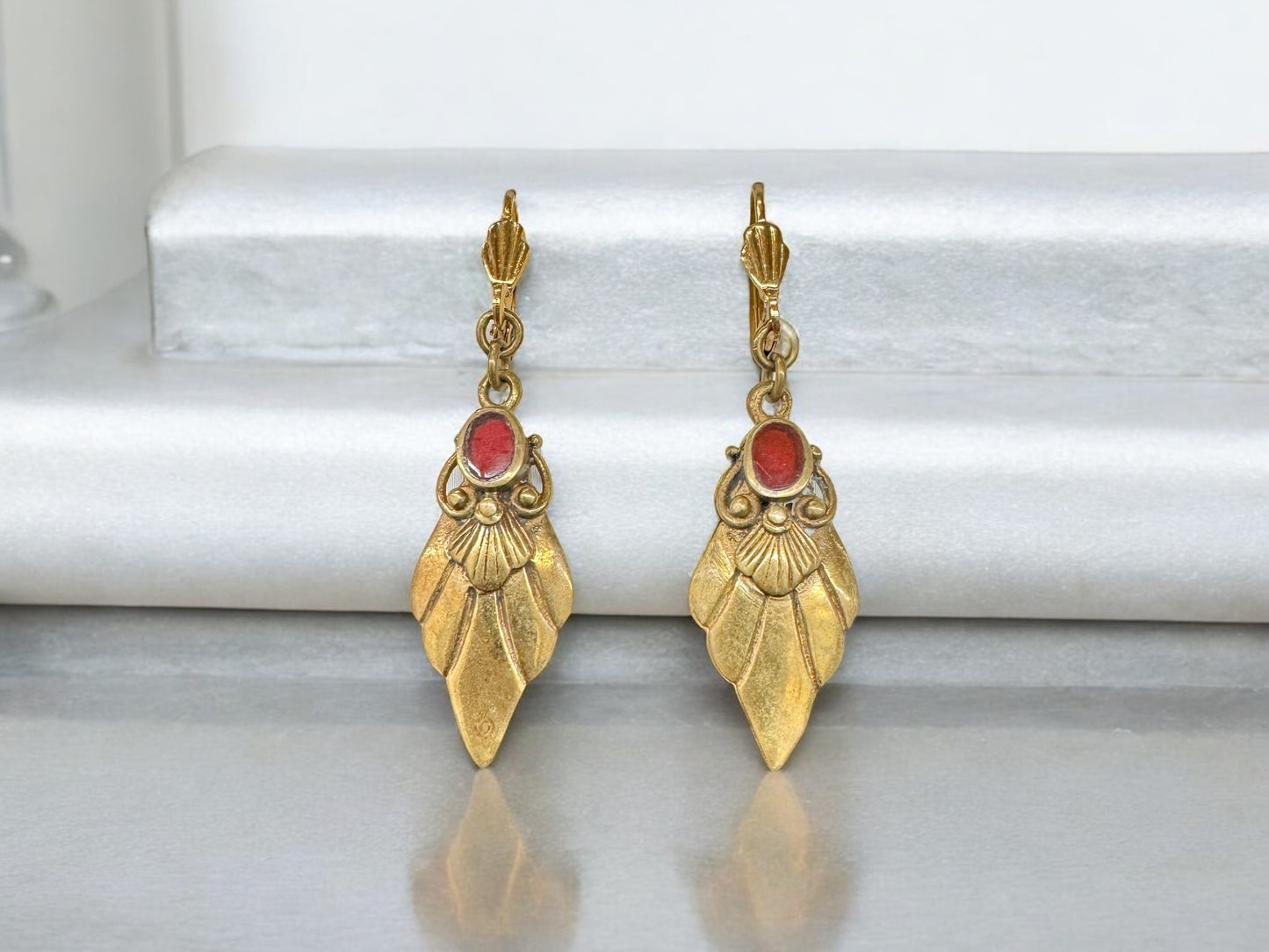 pair of Brass earrings,classic design,lady earrings