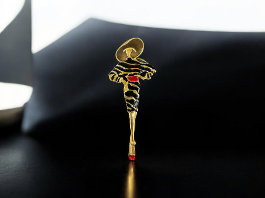 vtg metal lady brooch