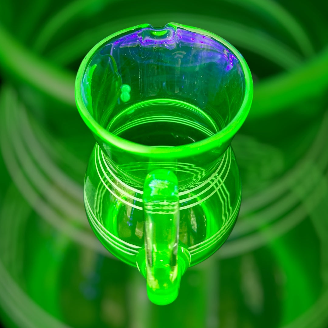 vtg uranium glass pitcher/jug,art glass,uranium
