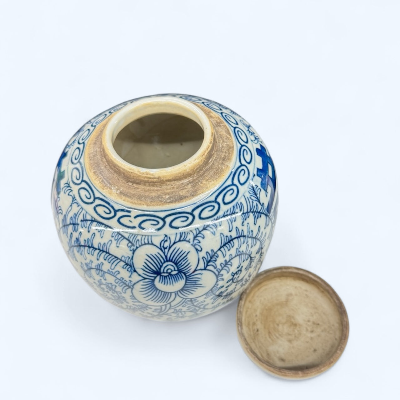 Chinese blue and white ginger jar With Double Happiness Pattern