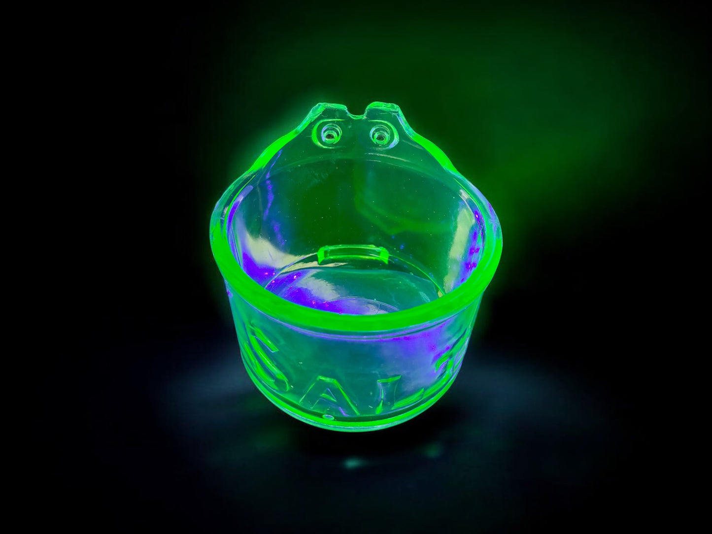 1950’s uranium glass salt cellar with wooden lid,kitchen decor,wall hanging