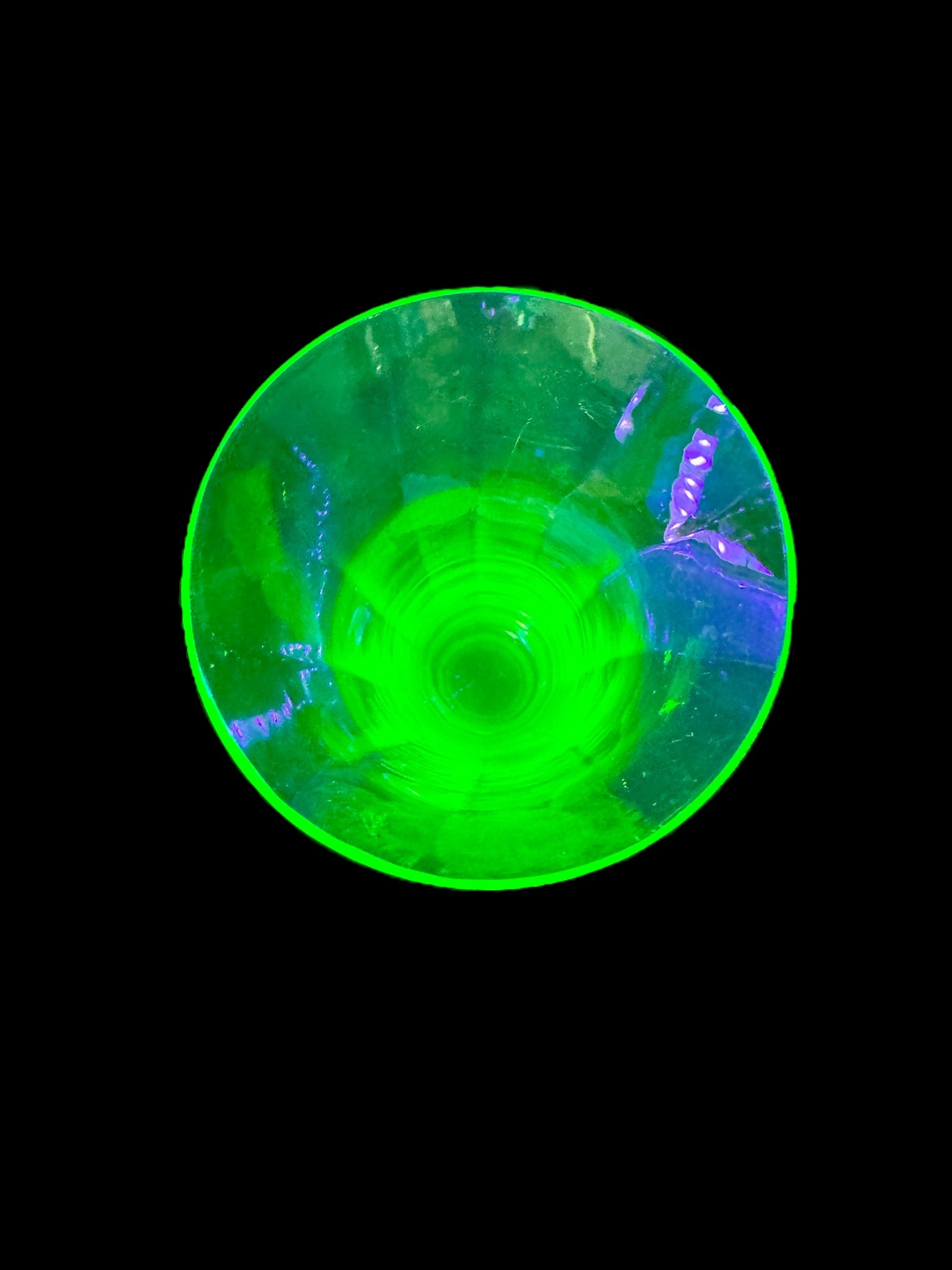 vintage Uranium Trumpet Vase/ Glass vase,uranium glass,art glass