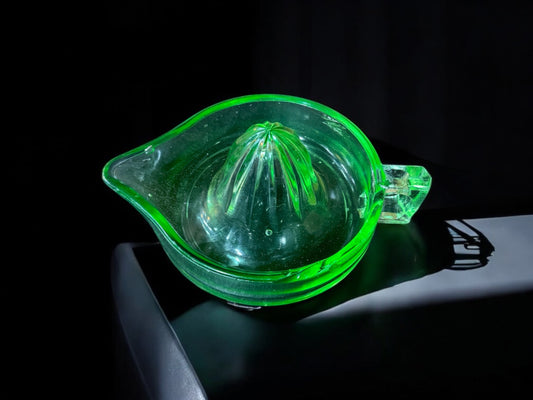 1930’s big Art deco Green Depression Glass Juicer Reamer
