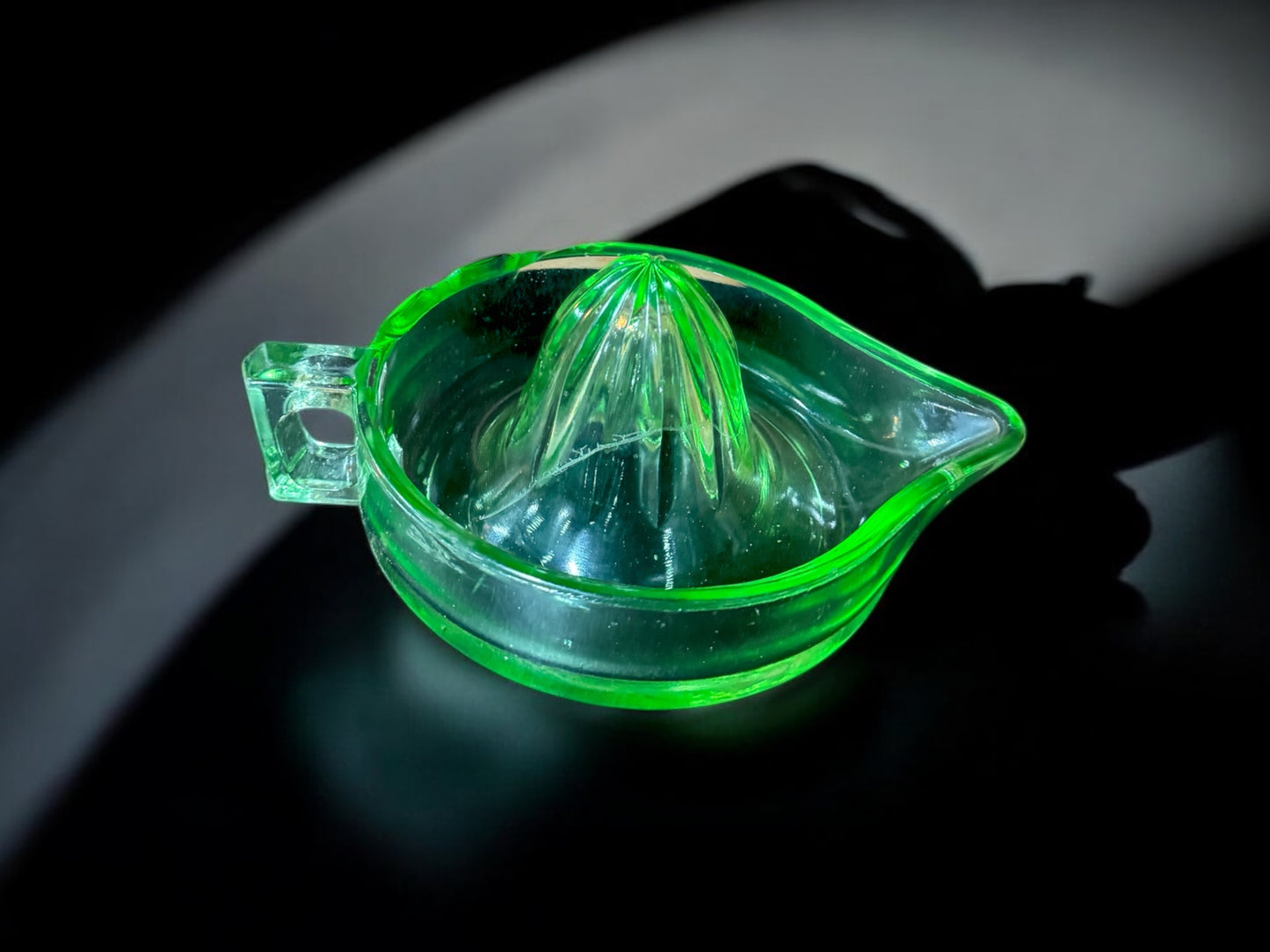 1930’s big Art deco Green Depression Glass Juicer Reamer