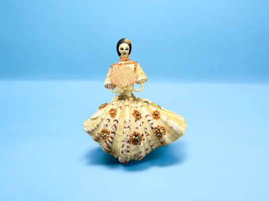 MCM 1960’s seashell made lady in clamshell dress,seashell,elegant,folk art