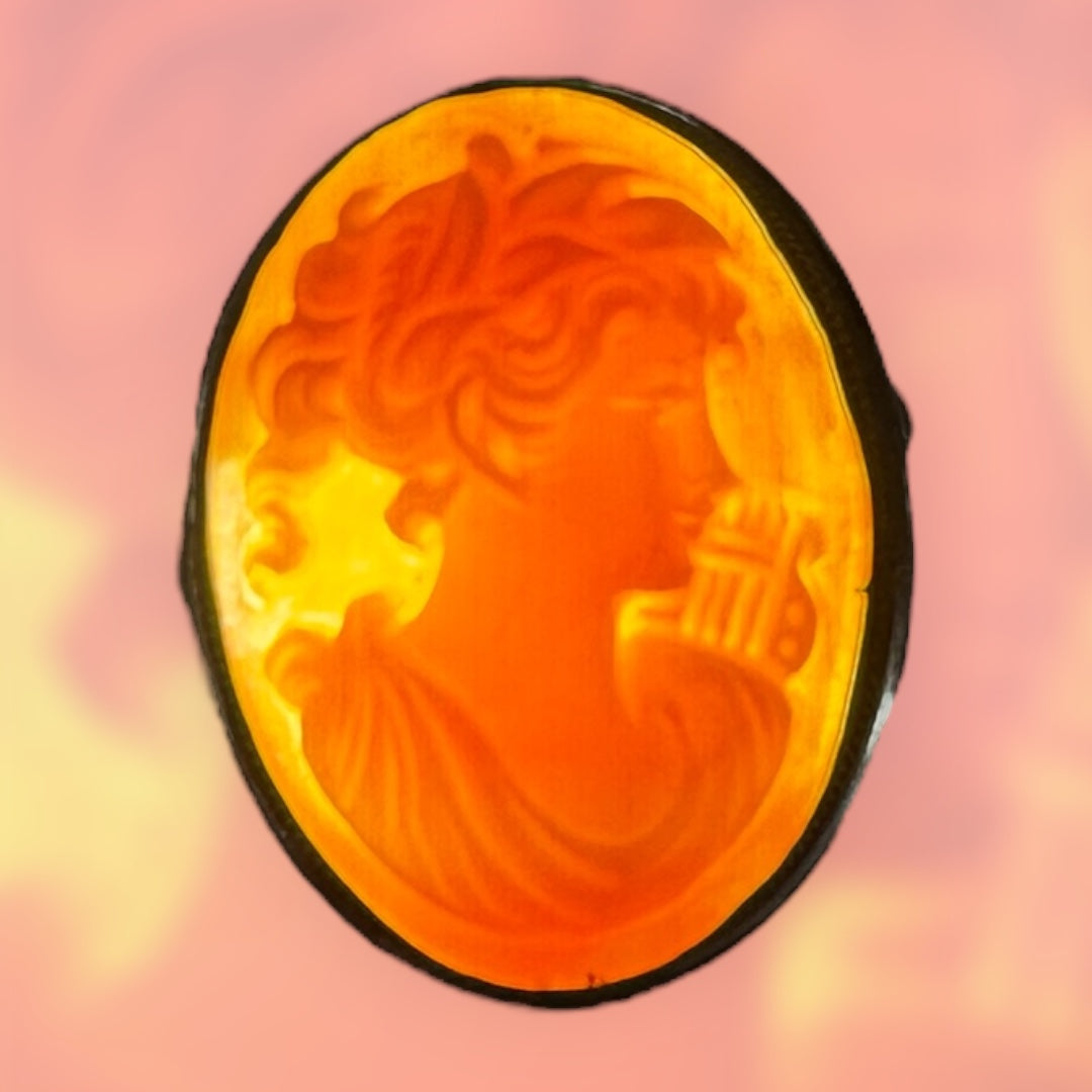 800 silver Austria C1930 hand carved shell cameo Brooch