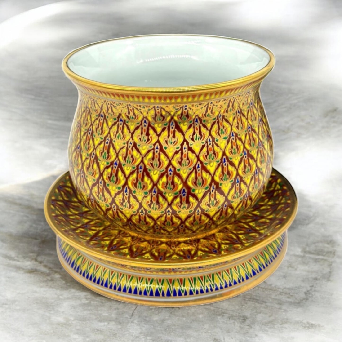 Thai Gold-Tone Benjarong Porcelain Pot/Vase with Plate Base – Hand Painted